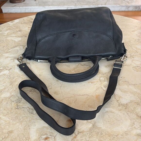 Roots Leather Large Satchel Convertible Crossbody Bag - Picture 6 of 16